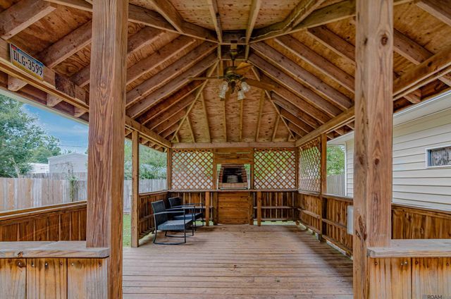 13452 Chase St, Gonzales, LA 70737