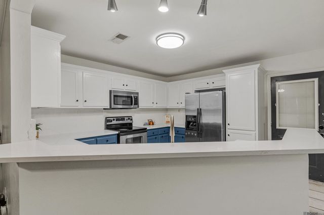 13452 Chase St, Gonzales, LA 70737