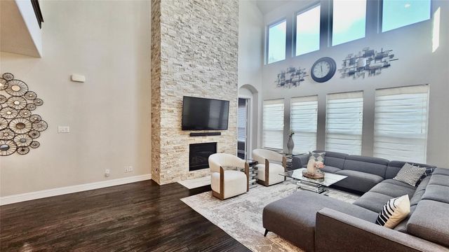 7324 Clementine Drive, Irving, TX 75063