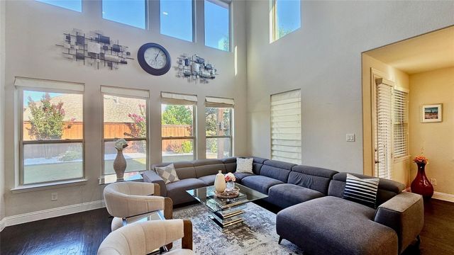 7324 Clementine Drive, Irving, TX 75063