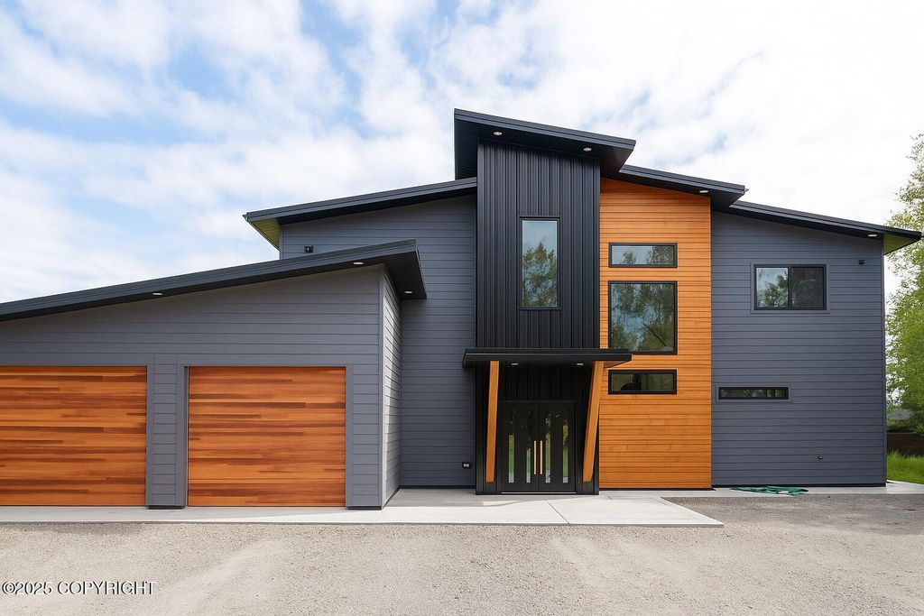 504 Sharkathmi Avenue, Soldotna, AK 99669
