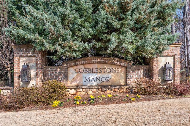 8911 Bur Lane, Huntersville, NC 28078