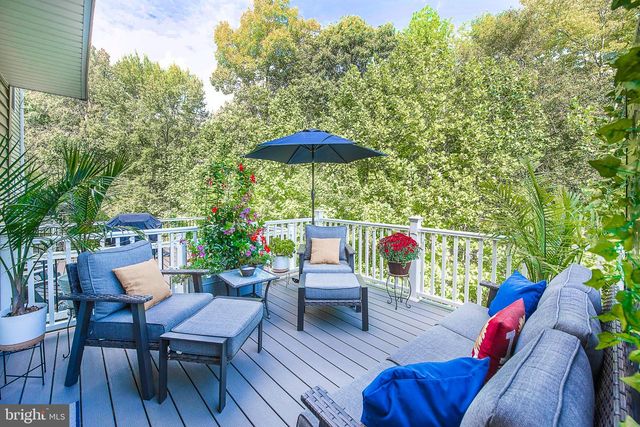 148 STONESHIRE DR, Glassborough, NJ 08028