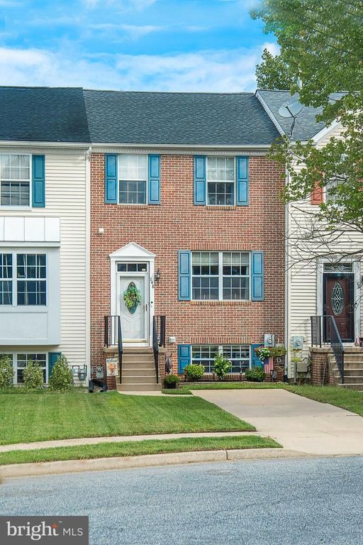 148 STONESHIRE DR, Glassborough, NJ 08028