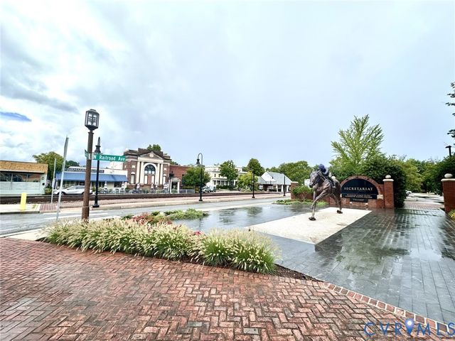 728 Chapman St, Ashland, VA 23005