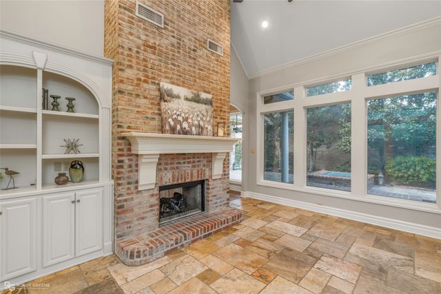 105 Esplanade Court, Bossier City, LA 71111