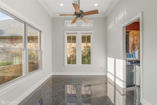 105 Esplanade Court, Bossier City, LA 71111