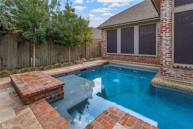 105 Esplanade Court, Bossier City, LA 71111