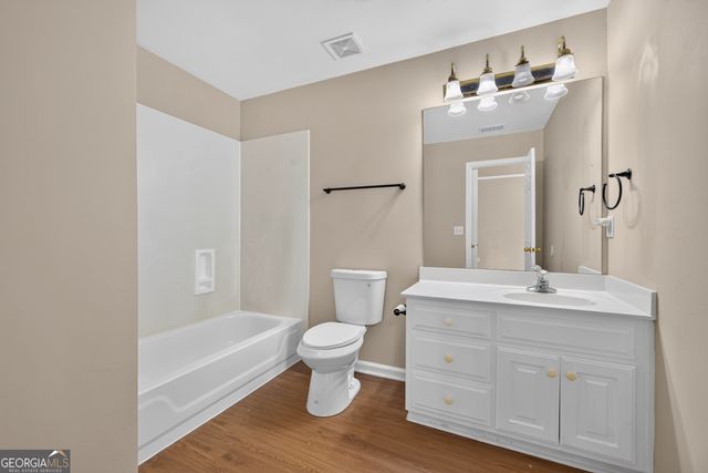5135 Deerlake Drive, Alpharetta, GA 30005