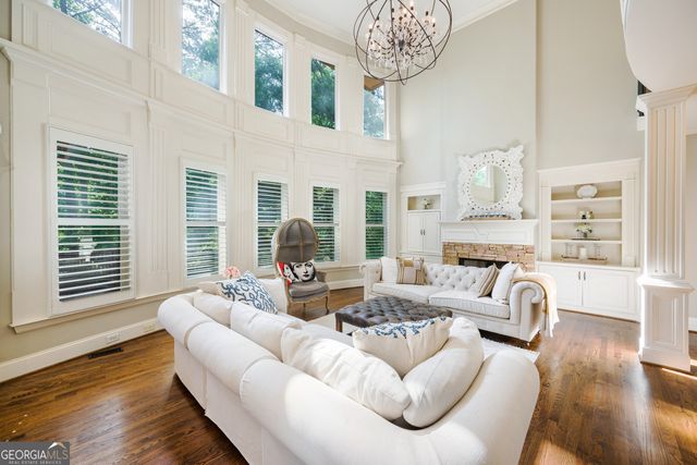 5510 Stoneleigh Drive, Suwanee, GA 30024