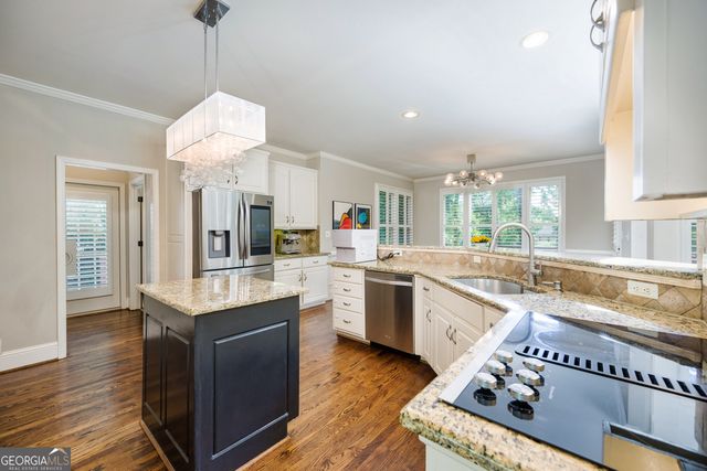 5510 Stoneleigh Drive, Suwanee, GA 30024