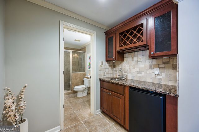 5510 Stoneleigh Drive, Suwanee, GA 30024
