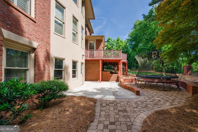 5510 Stoneleigh Drive, Suwanee, GA 30024