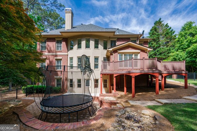 5510 Stoneleigh Drive, Suwanee, GA 30024