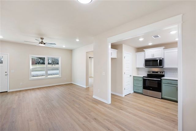 500 Scott Lane, Russellville, AR 72802