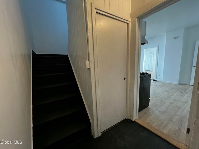 21 Grove Place, Schenectady, NY 12307