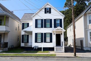 21 Grove Place, Schenectady, NY 12307