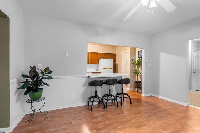 246 W 18TH AVENUE, Oshkosh, WI 54902