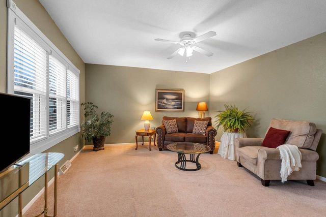 246 W 18TH AVENUE, Oshkosh, WI 54902