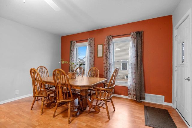 246 W 18TH AVENUE, Oshkosh, WI 54902