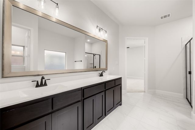1012 Catskill Court, Burleson, TX 76028