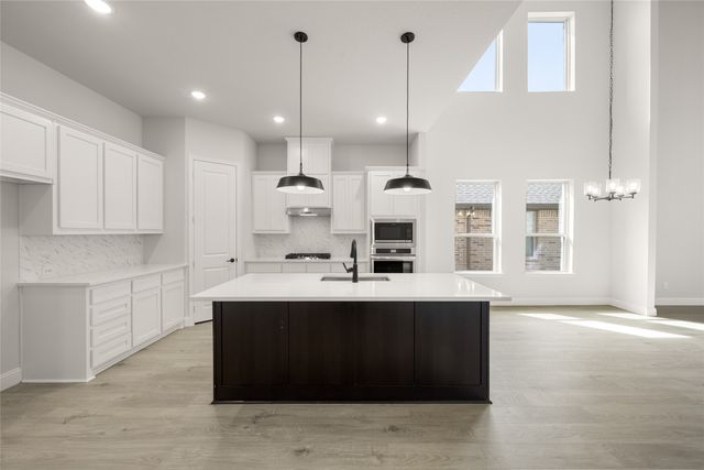 1012 Catskill Court, Burleson, TX 76028