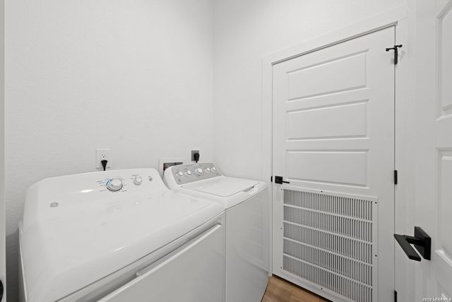337 Colt Valley Rd, Fredericksburg, TX 78624