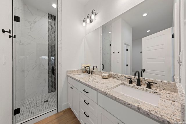 337 Colt Valley Rd, Fredericksburg, TX 78624