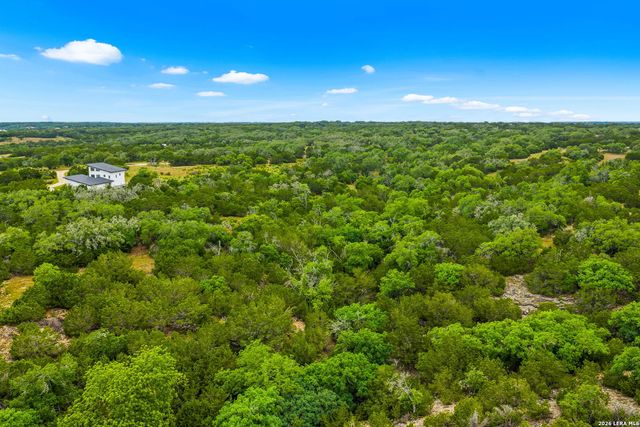 337 Colt Valley Rd, Fredericksburg, TX 78624
