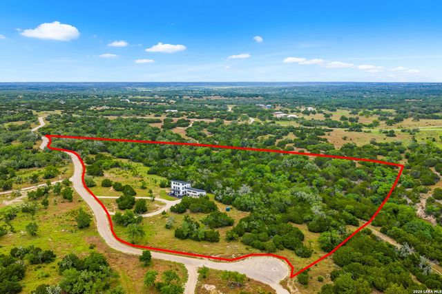 337 Colt Valley Rd, Fredericksburg, TX 78624