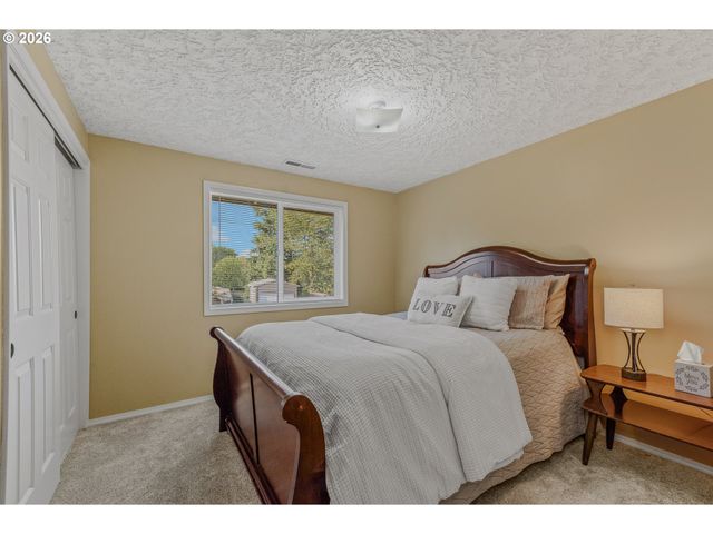 14502 Ne 129TH St, Brush Prairie, WA 98606