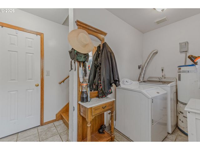 14502 Ne 129TH St, Brush Prairie, WA 98606