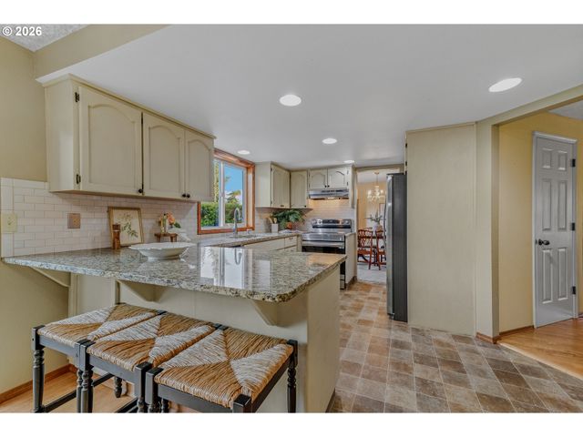 14502 Ne 129TH St, Brush Prairie, WA 98606