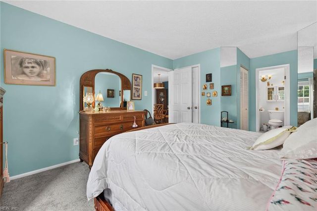 2104 Retreat CT, Virginia Beach, VA 23454