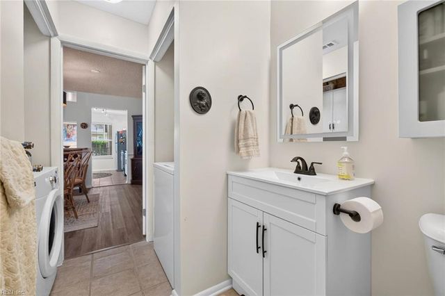 2104 Retreat CT, Virginia Beach, VA 23454