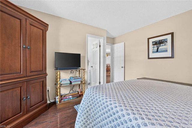2104 Retreat CT, Virginia Beach, VA 23454
