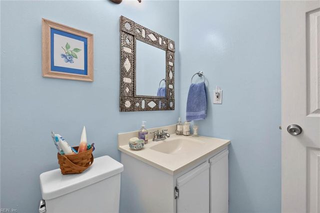 2104 Retreat CT, Virginia Beach, VA 23454