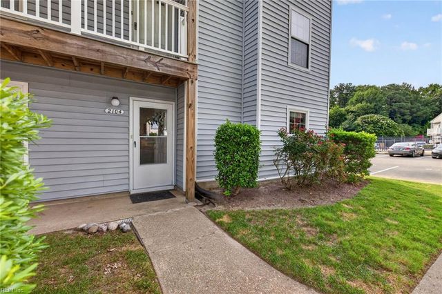 2104 Retreat CT, Virginia Beach, VA 23454