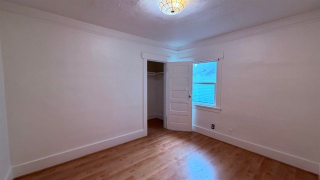 112 E 16th Ave, Spokane, WA 99203