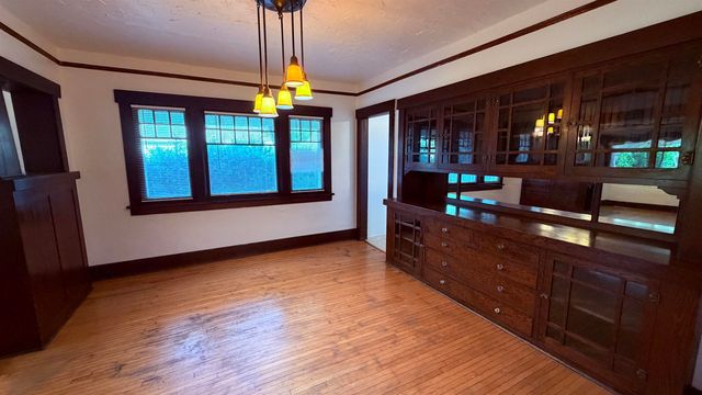 112 E 16th Ave, Spokane, WA 99203