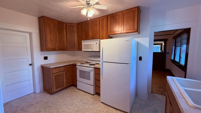 112 E 16th Ave, Spokane, WA 99203