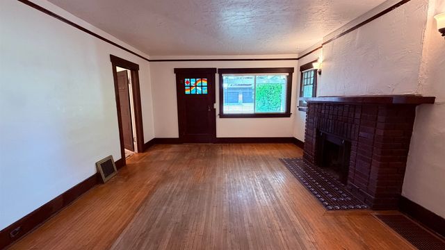 112 E 16th Ave, Spokane, WA 99203