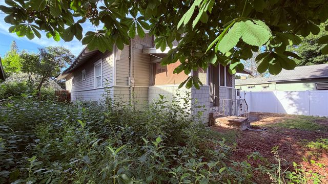 112 E 16th Ave, Spokane, WA 99203