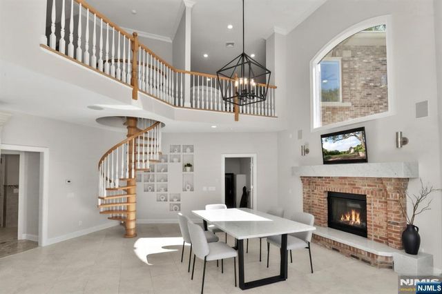14 Werimus Brook Road, Saddle River, NJ 07458