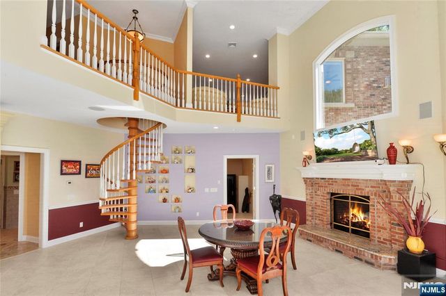 14 Werimus Brook Road, Saddle River, NJ 07458