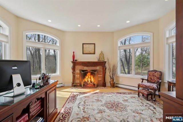 14 Werimus Brook Road, Saddle River, NJ 07458
