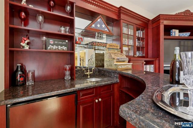 14 Werimus Brook Road, Saddle River, NJ 07458