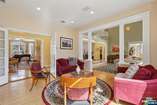 14 Werimus Brook Road, Saddle River, NJ 07458