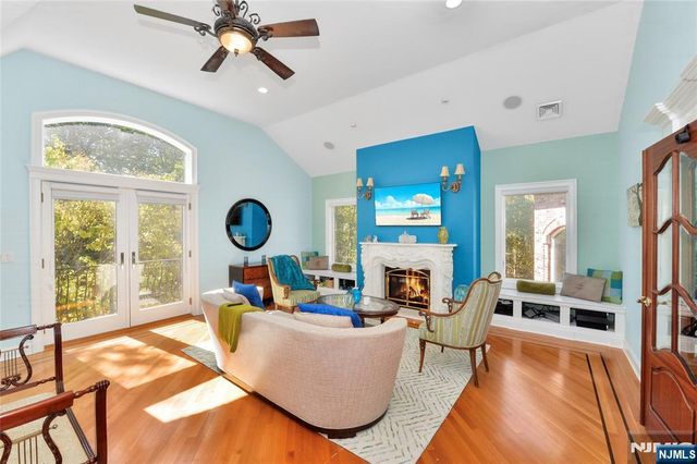 14 Werimus Brook Road, Saddle River, NJ 07458