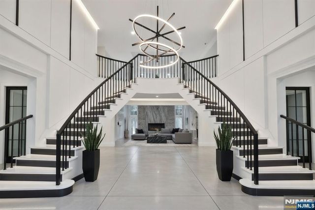 14 Werimus Brook Road, Saddle River, NJ 07458